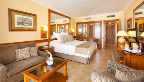 Suite Senior del hotel Gf Gran Costa Adeje. Foto 2