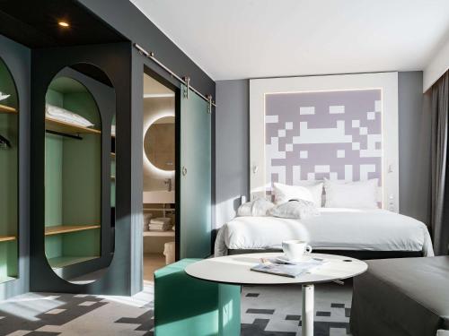 Habitación Clásica con sofá cama del hotel Mercure Béziers