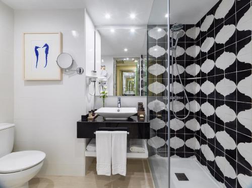 Habitación doble Vista Mar Balcón o Terraza Superior del hotel H10 Gran Tinerfe. Foto 4