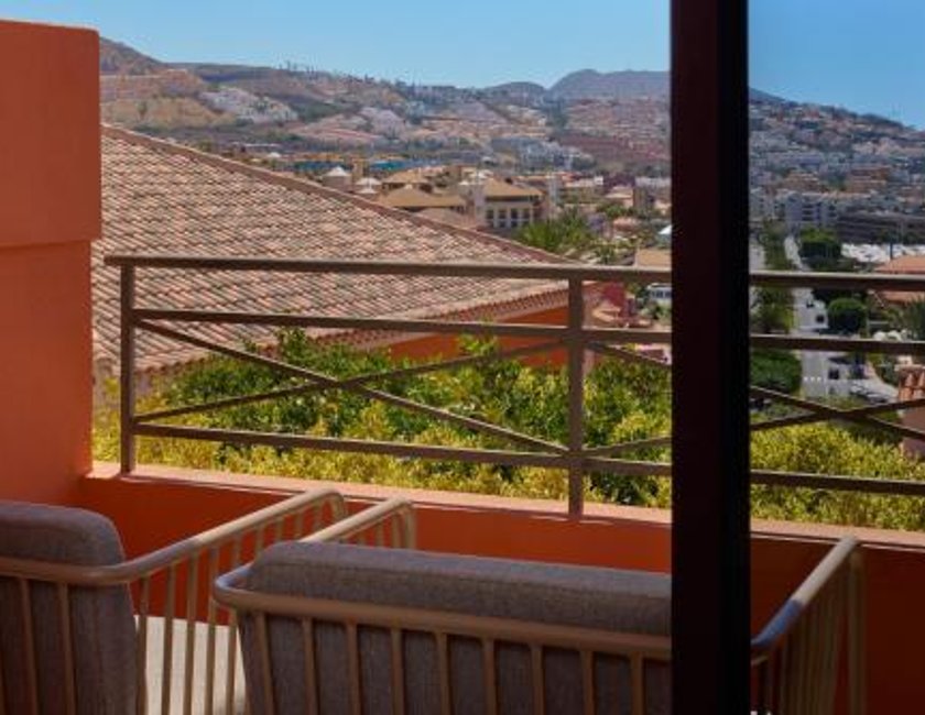 Suite Junior del hotel Melia Jardines Del Teide - Adults Only. Foto 2