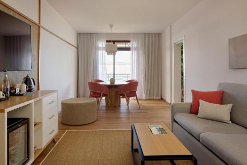 Suite Master The Level con vistas al mar del hotel Melia Jardines Del Teide - Adults Only. Foto 9