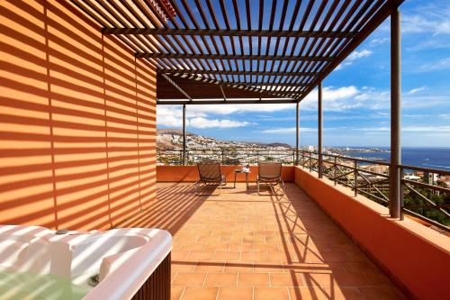 Suite The Level con hidromasaje y vista al mar del hotel Melia Jardines Del Teide - Adults Only. Foto 17