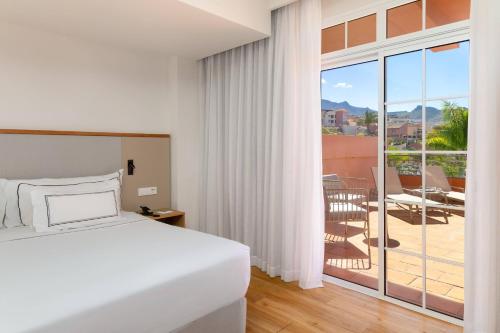 The Level Premium con vistas al mar del hotel Melia Jardines Del Teide - Adults Only. Foto 4