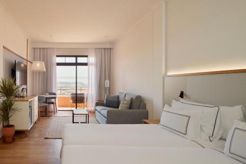 Suite Junior del hotel Melia Jardines Del Teide - Adults Only. Foto 12