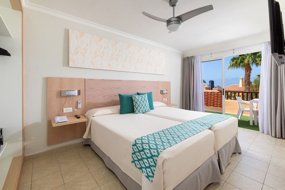 Habitación Superior Premium del hotel Tagoro Family and Fun Costa Adeje