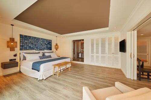 Preferred Club Suite con vista al mar del hotel Dreams Jardin Tropical. Foto 8