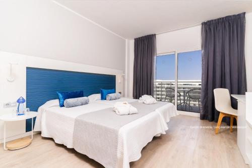 Double Room Excellence del hotel HOVIMA Cool Costa Adeje. Foto 3