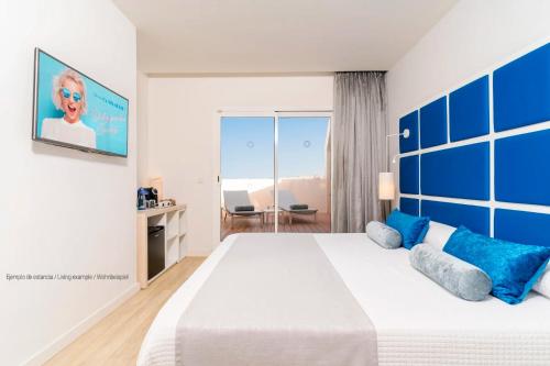 Double Room Excellence del hotel HOVIMA Cool Costa Adeje