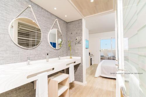 Double Room Excellence del hotel HOVIMA Cool Costa Adeje. Foto 2