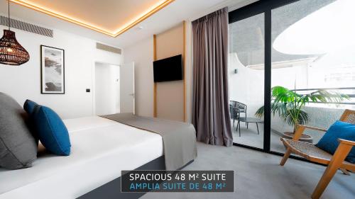 Suite (Single Parent) del hotel HOVIMA Suites Costa Adeje. Foto 1