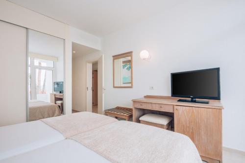 Habitación Doble con vistas al mar del hotel Iberostar Las Dalias - All Inclusive. Foto 2