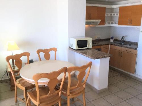 Apartamento de 1 dormitorio con vistas al mar del hotel Ona Beverly Hills Suites. Foto 7