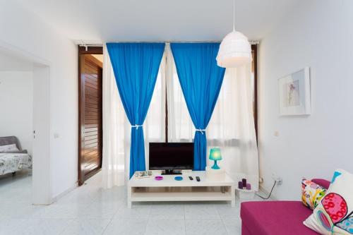 Apartamento con terraza del hotel Hércules. Foto 3