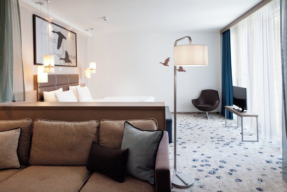 Habitación Premium, 1 cama de matrimonio grande, vistas al patio del hotel Holiday Inn Berlin City East Side. Foto 8