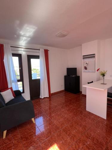 Apartamento de 1 dormitorio del hotel Funchal. Foto 31