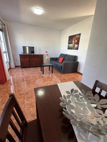 Apartamento 1 habitación 2 Camas individuales kitchenette del hotel Funchal. Foto 12