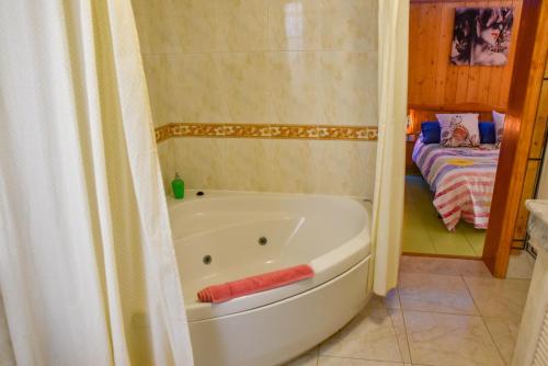 Apartamento de 1 dormitorio con vistas al jardín del hotel Los Delfines. Foto 7