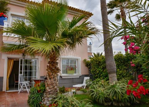 Apartamento Deluxe del hotel Los Delfines. Foto 1