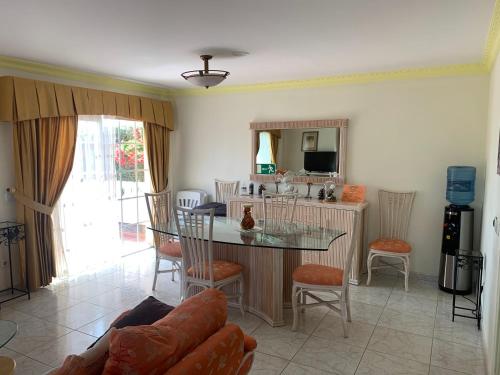 Apartamento Deluxe del hotel Los Delfines. Foto 13