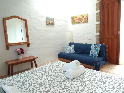 Habitación Doble con baño compartido del hotel El Cerro de la Luna. Foto 7