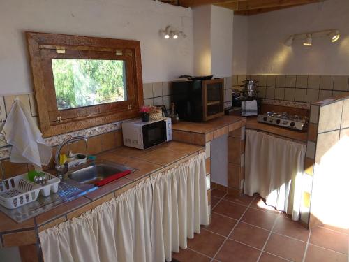 Estudio con terraza del hotel El Cerro de la Luna. Foto 28