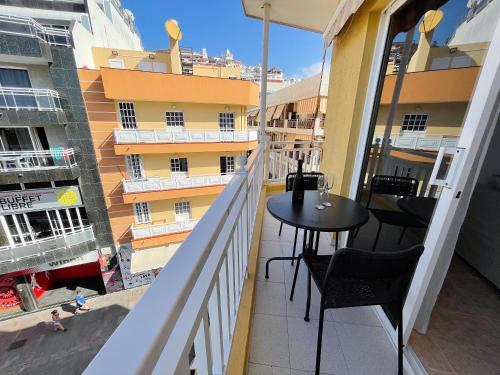 Apartamento Vista Mar Balcón o Terraza Sofá Cama incluido 1 Cama doble kitchenette del hotel Edificio Don Diego. Foto 11