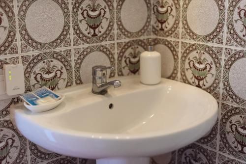 Small Double Room del hotel Villa Ariadna. Foto 10