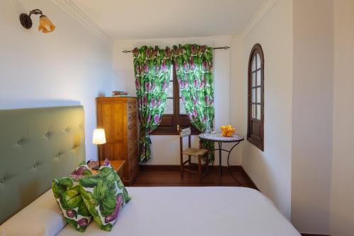 Habitación Doble Estándar del hotel Villa Ariadna. Foto 4