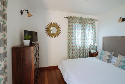 Habitación Doble Pequeña del hotel Villa Ariadna. Foto 18