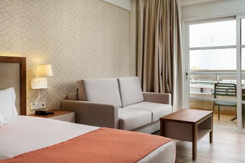 Suite Junior My Favorite Club con vistas al mar del hotel Alua Atlántico Golf – All Inclusive. Foto 2