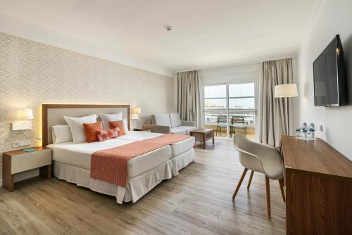 Suite Junior My Favorite Club con vistas al mar del hotel Alua Atlántico Golf – All Inclusive. Foto 3