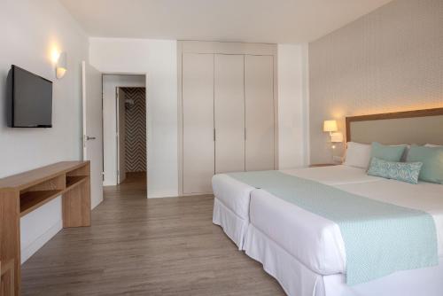 Suite del hotel Alua Atlántico Golf – All Inclusive. Foto 2