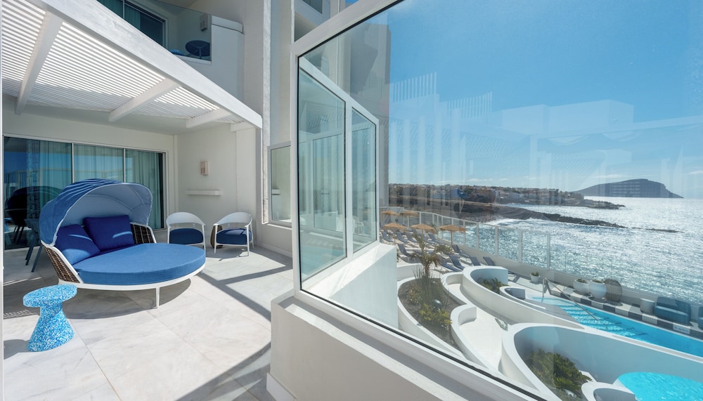 Terrace Room With Solarium Access del hotel The Salmar - New Opening. Foto 7
