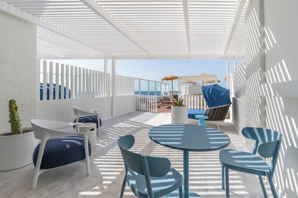 Terrace Room With Solarium Access del hotel The Salmar - New Opening. Foto 8