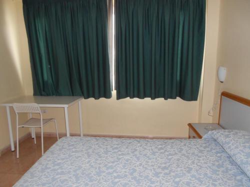 Double Room with Shared Bathroom del hotel Mova. Foto 3