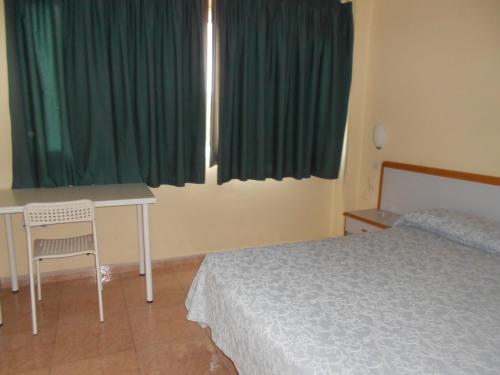 Habitación Doble con baño compartido del hotel Mova