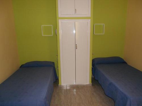 Double or Twin Room with Private Bathroom del hotel Mova. Foto 1