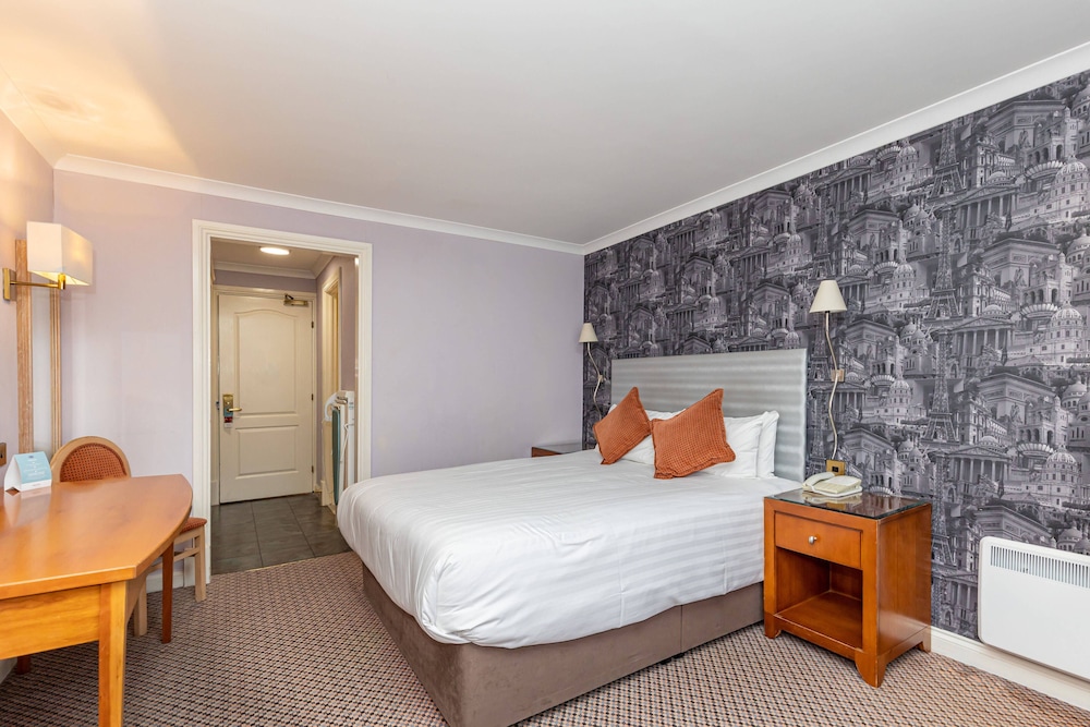 Habitación Clásica con 1 cama doble del hotel Mercure Tunbridge Wells Hotel. Foto 2