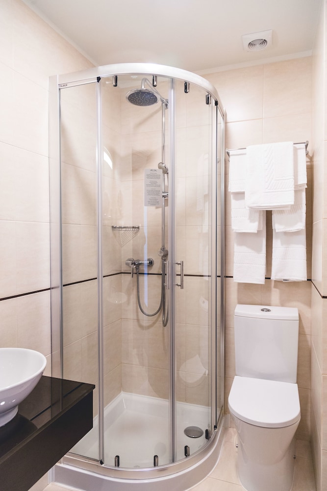 Habitación Triple del hotel Aveiro Center. Foto 4