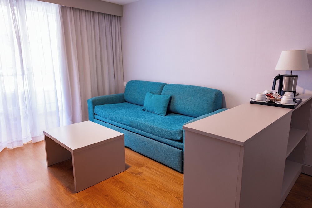 Estudio Premium, en edificio anexo del hotel Paradise Park Fun Lifestyle. Foto 2