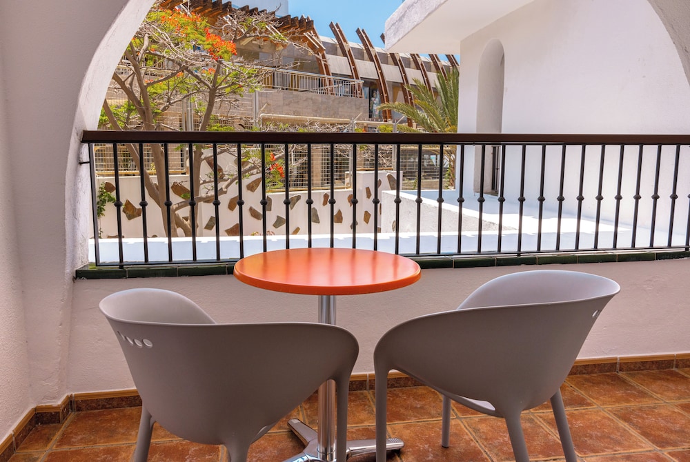 Estudio Balcón o Terraza Vista ciudad Anexo Premium 1 Cama doble del hotel Paradise Park Fun Lifestyle. Foto 4