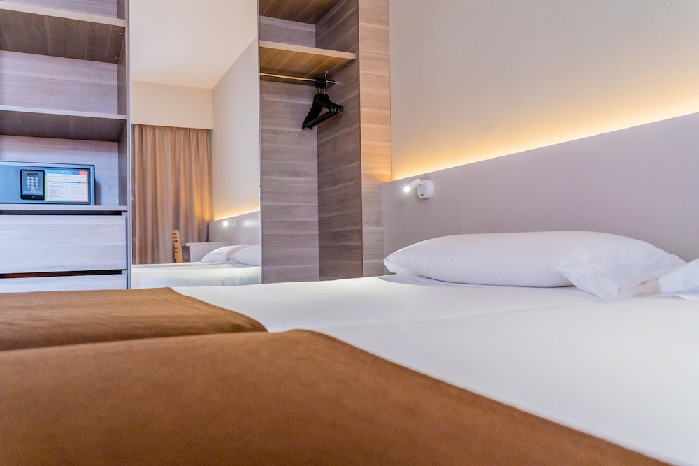 Habitación individual clásica, vistas a la montaña del hotel Paradise Park Fun Lifestyle. Foto 4