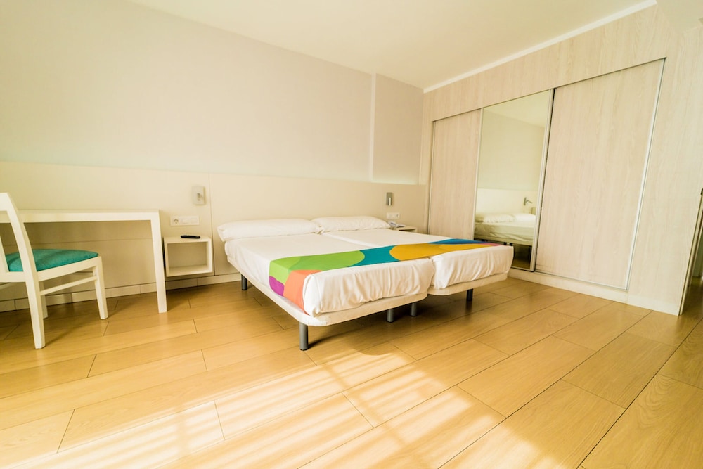 Premium 2 Dormitorios, Edifio anexo del hotel Paradise Park Fun Lifestyle. Foto 4