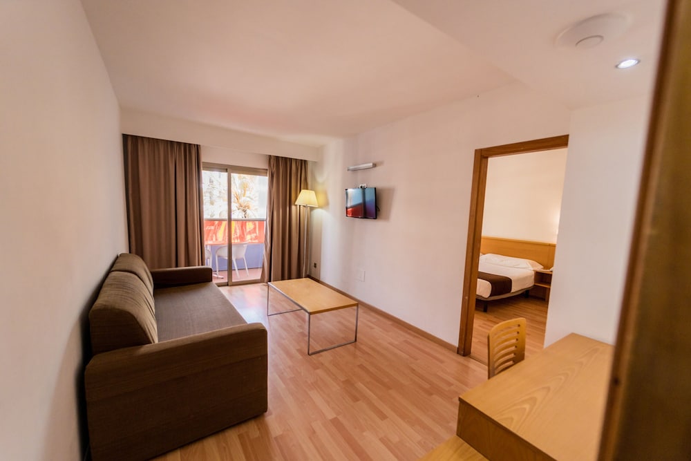 Premium con salón (2+1) del hotel Paradise Park Fun Lifestyle. Foto 9