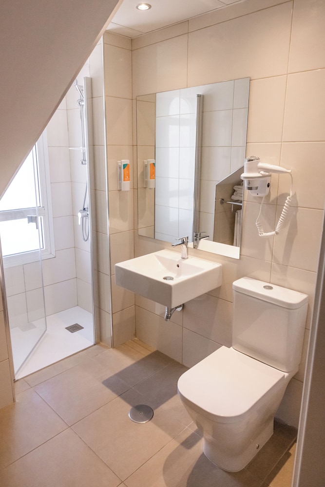 Duplex Vista Parcial Mar Balcón o Terraza 2 habitaciones con salón Anexo Premium 2 Camas individuales 1 Cama doble del hotel Paradise Park Fun Lifestyle. Foto 7