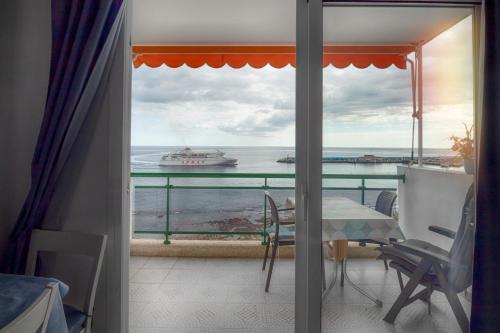 Apartamento Estudio con vistas al mar del hotel Comodoro