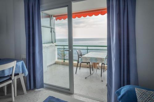 Apartamento Estudio con vistas al mar del hotel Comodoro. Foto 5