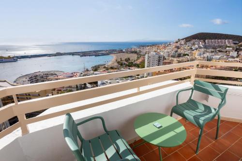 Junior Suite Skyline frente al mar del hotel Sol Arona Tenerife