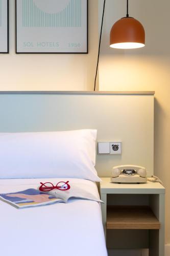 Habitación Sol del hotel Sol Arona Tenerife. Foto 2