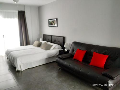 Estudio del hotel Apartments El Patio. Foto 23